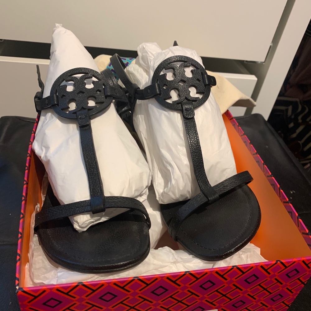 Tory Burch Women’s Wedge Shoes Size 9